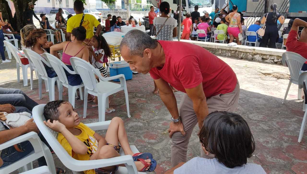 Camacã: Prefeito Paulo do Gás e o vice Rai de Panelinha acompanham o último dia do SAC Móvel na cidade